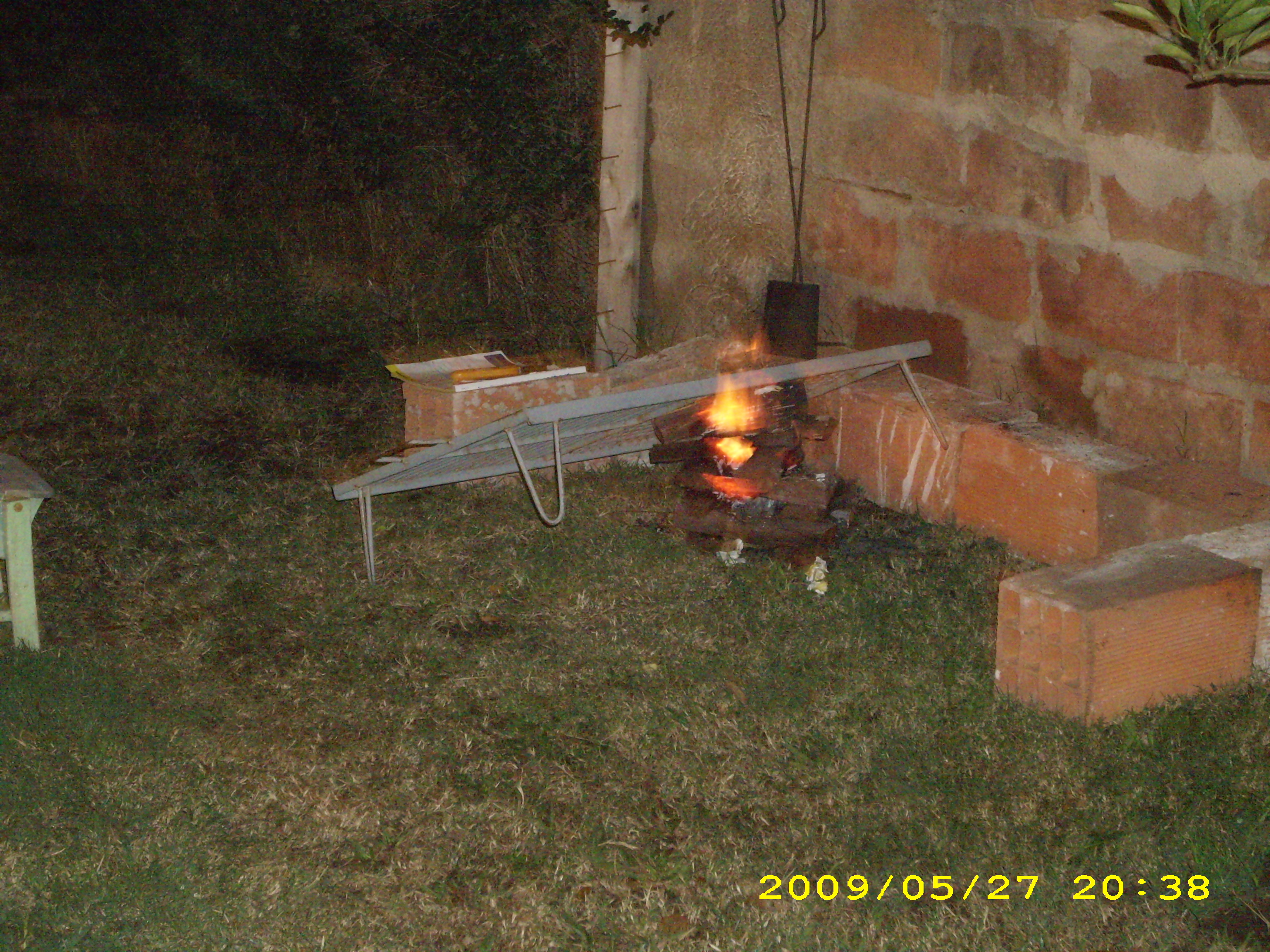 fotos/2009-05-27 - Primer asado en la obligado/IMG_2264.JPG